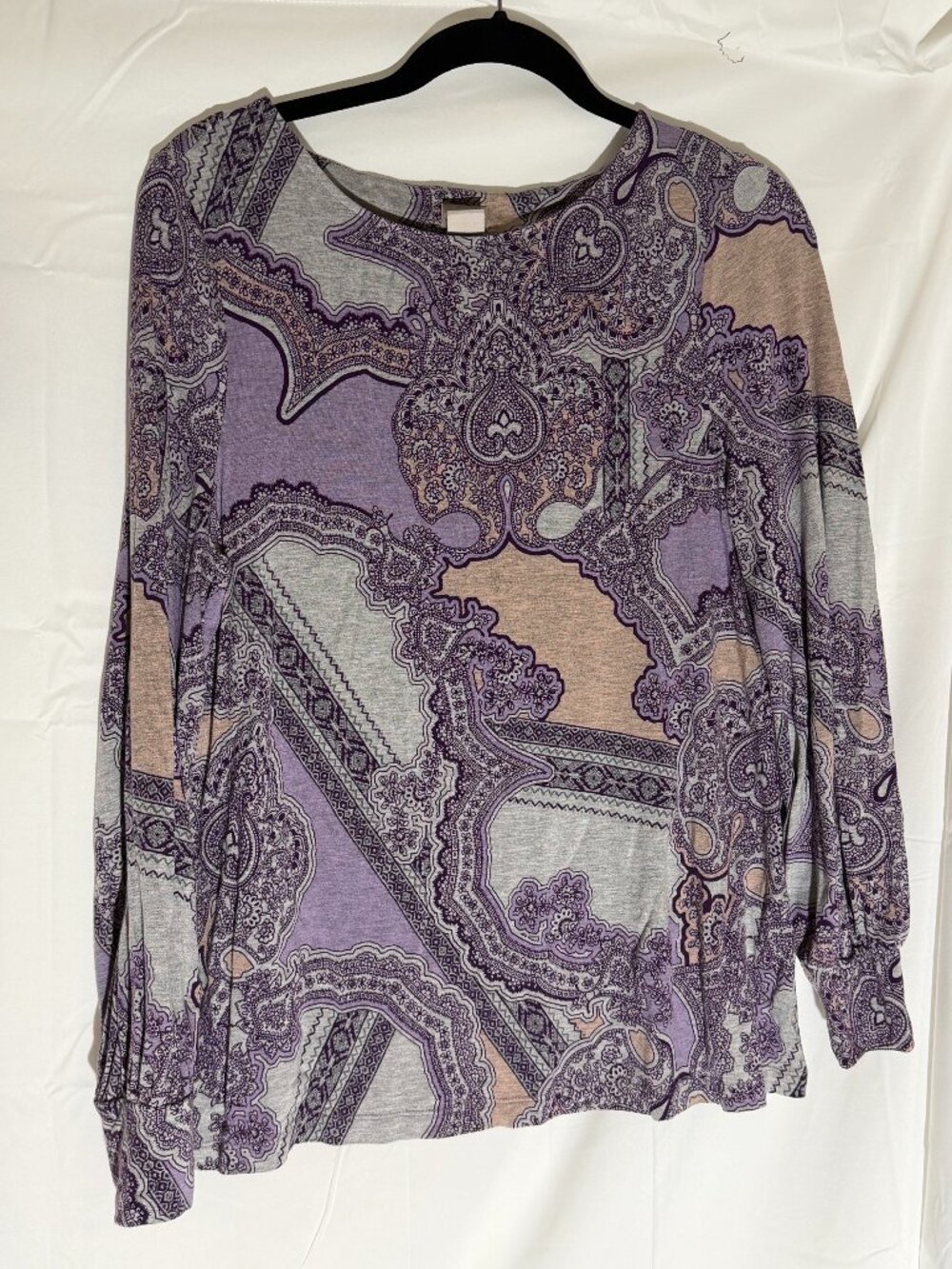 Chicos Women's Blouse. Multi colors. Size M